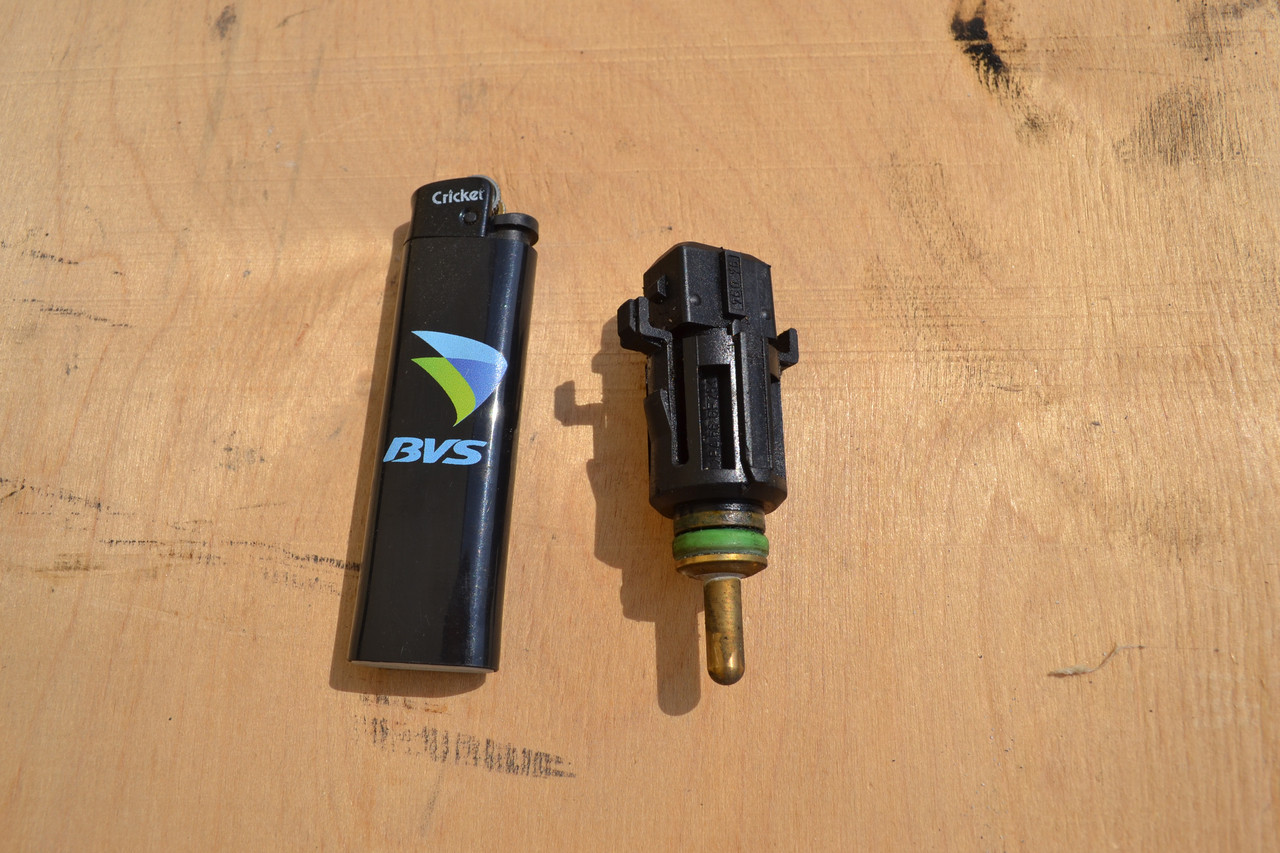 Датчик температури охолоджувальної рідини Bmw 3 e90 13 62 1 433 077