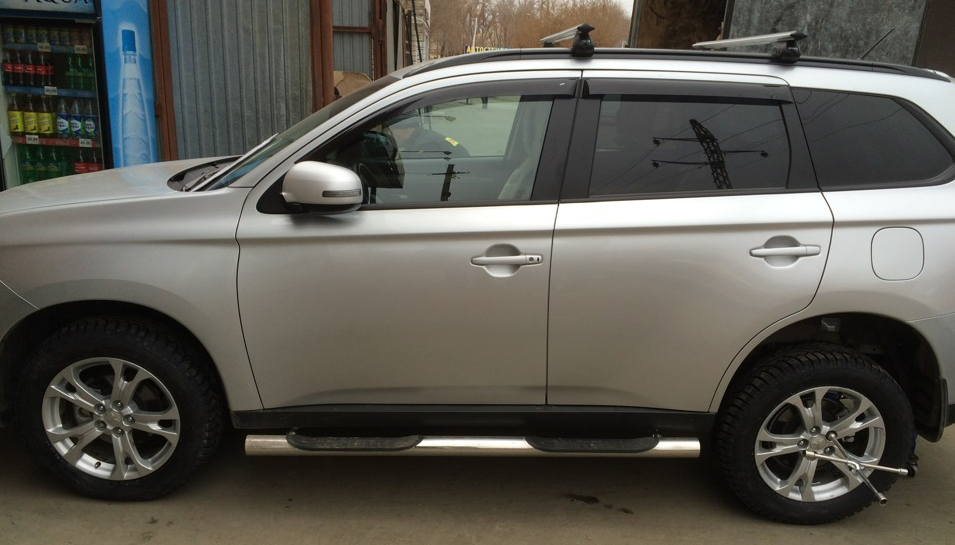 Дефлектори вікон (вітровики) MITSUBISHI OUTLANDER ІІІ 2012 Cobra tuning M43712