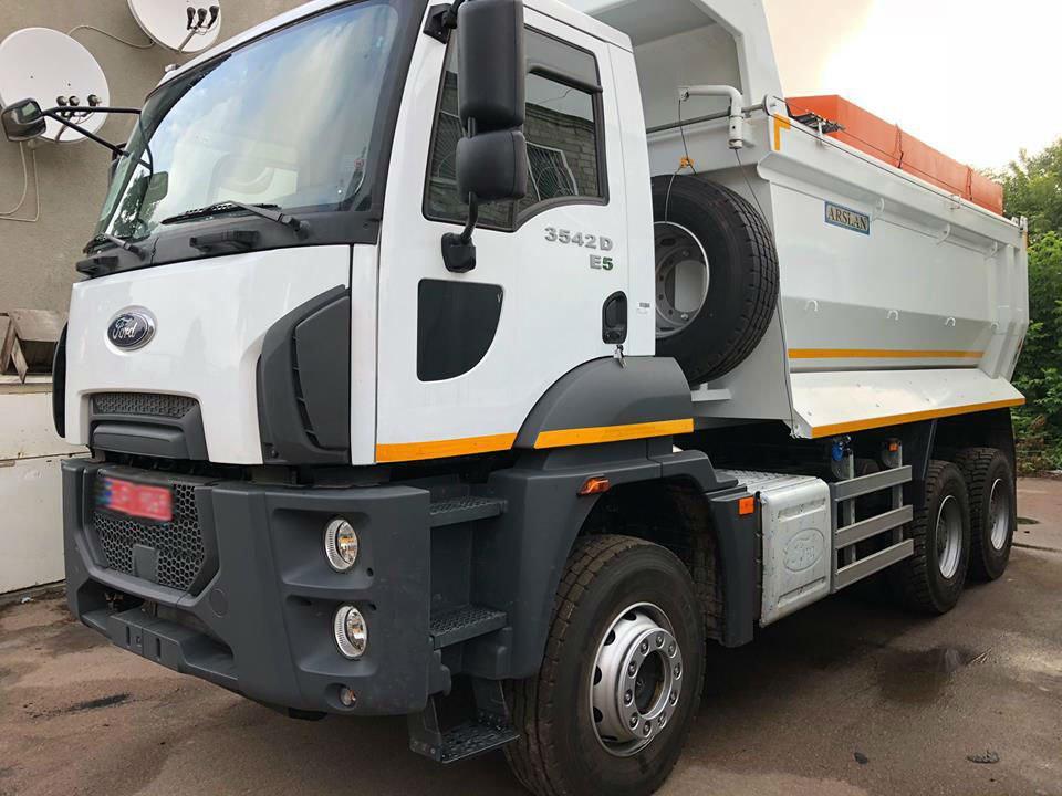 Машина дорожня комбінована МКД (Ford-3542)