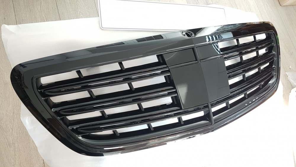 Решітка радіатора Mercedes W222 в стилі AMG (чорний глянц)