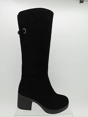 Чорні замшеві зимові чоботи. Маленькі розміри (33-35).