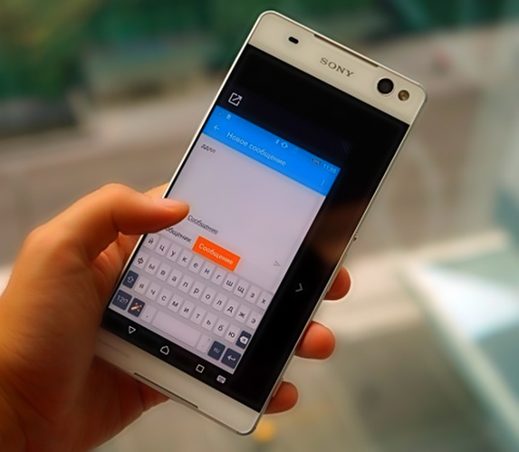 Два нових смартфона Xperia C5 Ultra і Xperia M5 Two new Xperia smartphone C5 Ultra and Xperia M5
