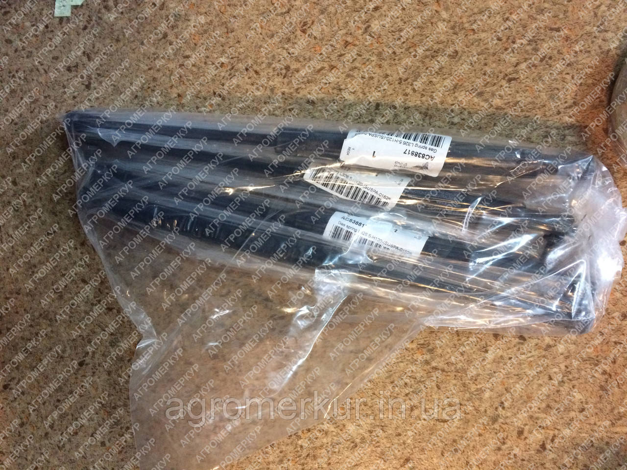 Газовий амортизатор L326.5-H120-(SUSPA-01625017-7