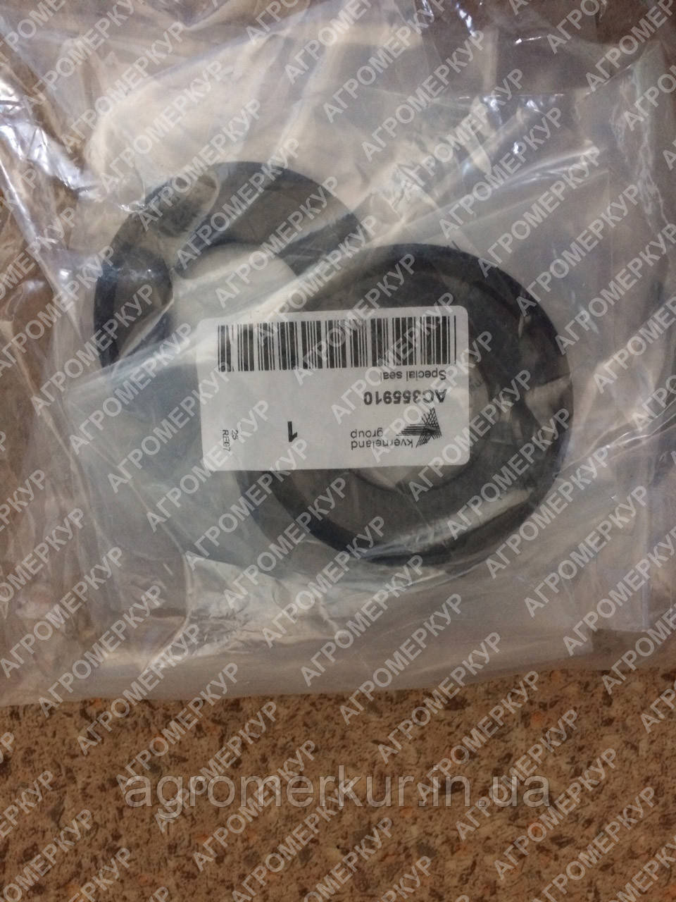 Сальник AC355910 Kverneland