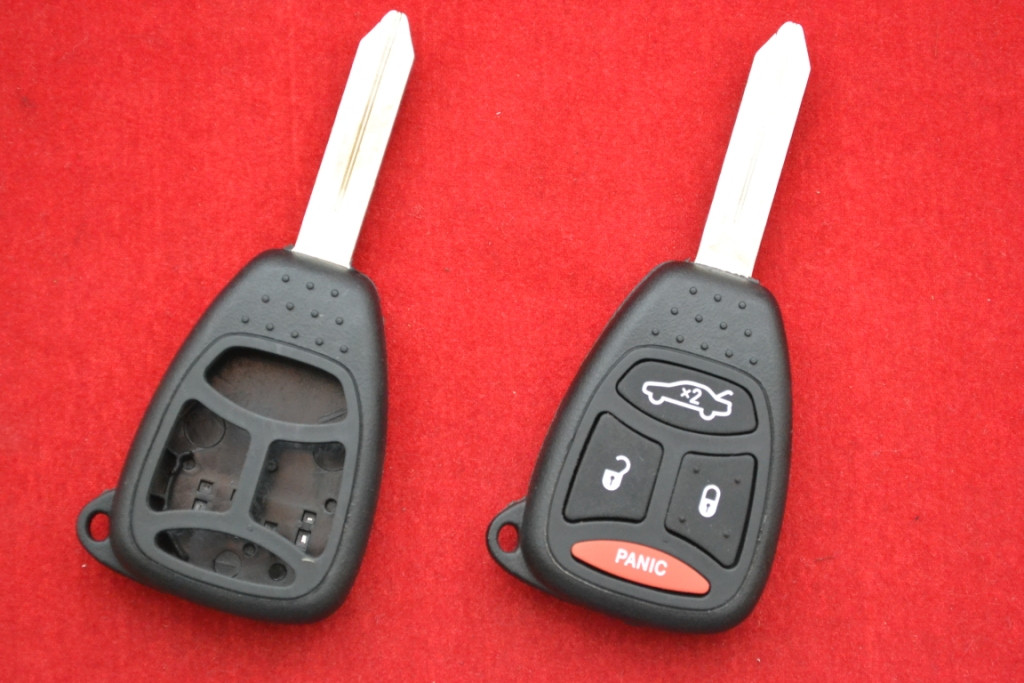 Корпус для ключа Chrysler 3+1 кнопки с резинкой вариант 1