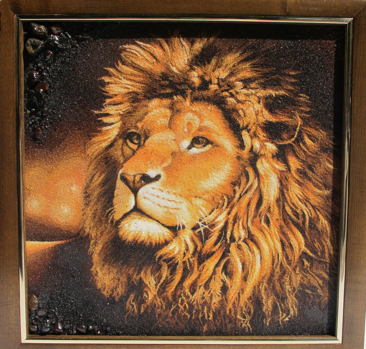 Картина з бурштинової крихти "Челяновий Лев" 40х40 см, фото 1