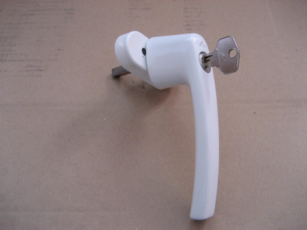 Купить Оконная ручка RotoLine с ключем белая в Одессе от компании ...