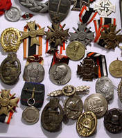 Медалі, значки, жетони