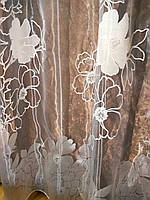 Білагардина з квітковим візерунком "Трафарет" із густим низом