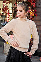 В'язаний пухнастий светр для дівчинки
