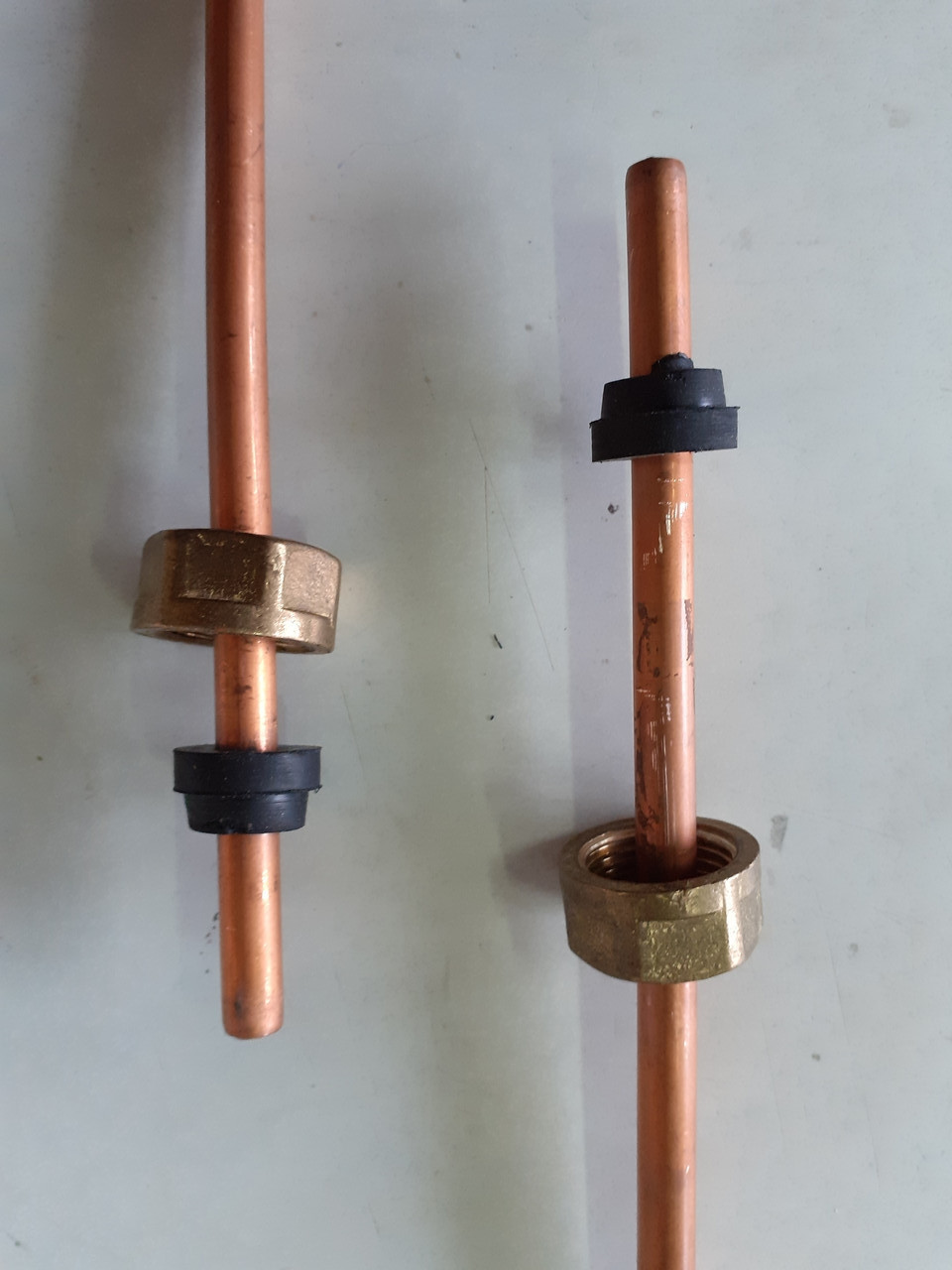 Трубка Медная Диаметр 8мм Длина 300мм Гайка с Внутр 1\2 на 1\2 Дюйма ...