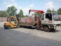 Цеглин із доставкою автокраном (маніпулятором) рядовий обпалений червоний м-100