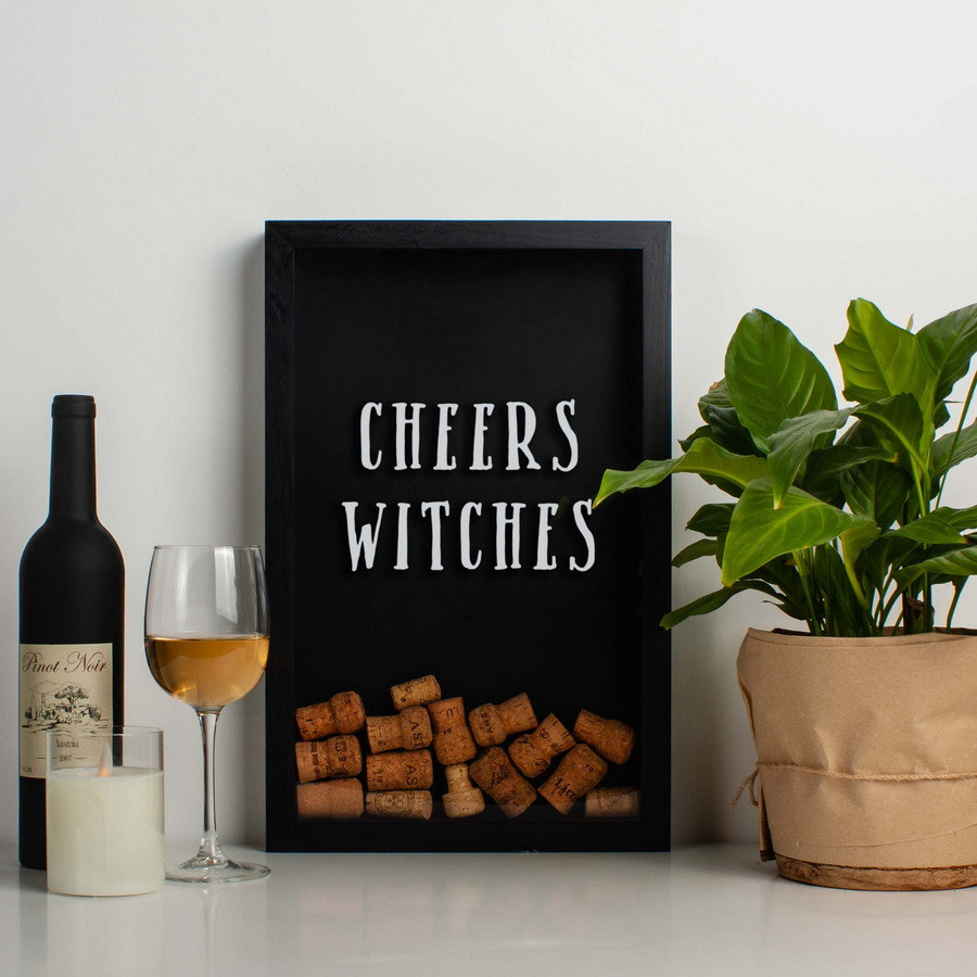 Рамка-скарбничка для винних пробок "Cheers witches" | дерев'яна скарбничка для пробок з написом