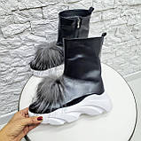 Зимові жіночі шкіряні черевики на високій підошві з хутряним помпоном, фото 2