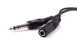 Шнур шт.6, 3 мм — гній. 6,3 мм, чорний 1,5 м.