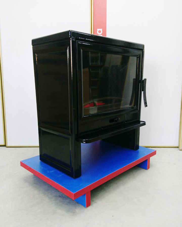 Піч-камін Plamen Barun чорна емаль