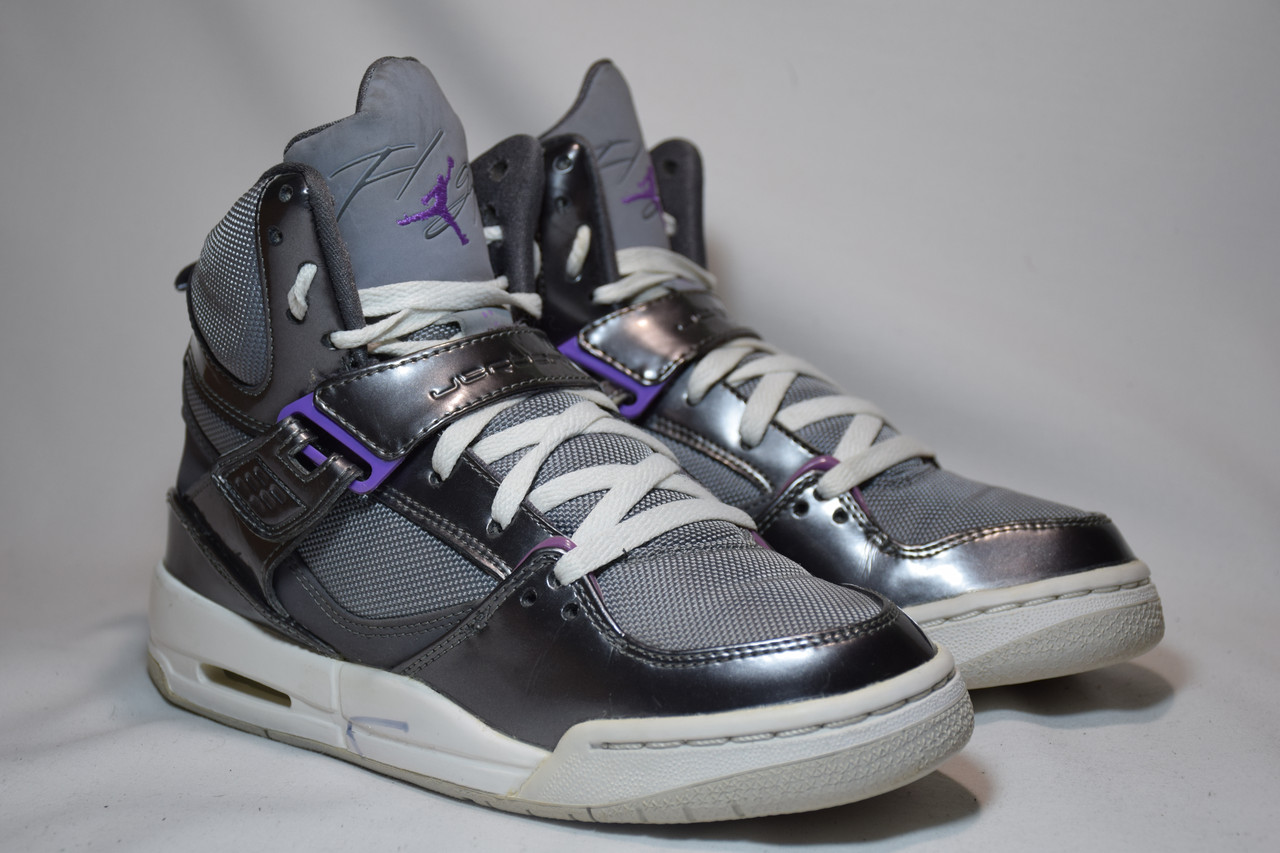 Jordan flight hotsell 45 grey