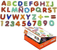 Набір магнітних букв і цифр Viga Toys Букви і цифри (59429)