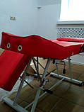Педикюрное крісло кушетка з роздільним підніжкою в червоній оббивці, фото 3