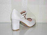 Жіночі білі весільні туфлі на середньому підборі для нареченої з ремінцем 36, фото 9