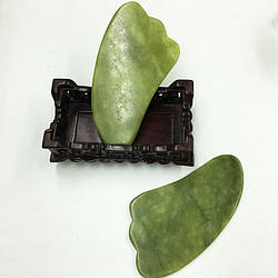 Скребок для гуаша в області обличчя нефрит Гусяча лапка (10х5,5см)