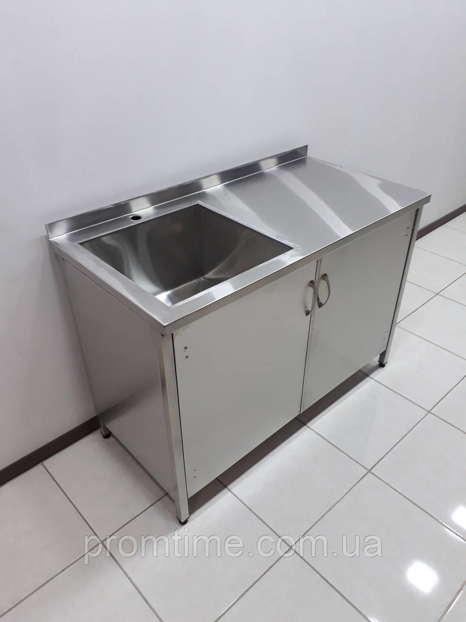 Стіл тумба з розпашними дверима і мийкою 1160х600х850
