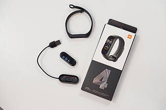 Фітнес-браслет Xiaomi Mi Smart Band 4 Black Original XMSH07HM