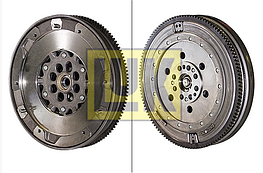Двухмассовый маховик, демпфер LUK 415049910 BMW 5 F10/F11 2,5 D/3,0 D 10-