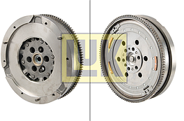 Двухмассовый маховик, демпфер LUK 415050210 BMW 1/3/5/X5/X6 3,5 07-