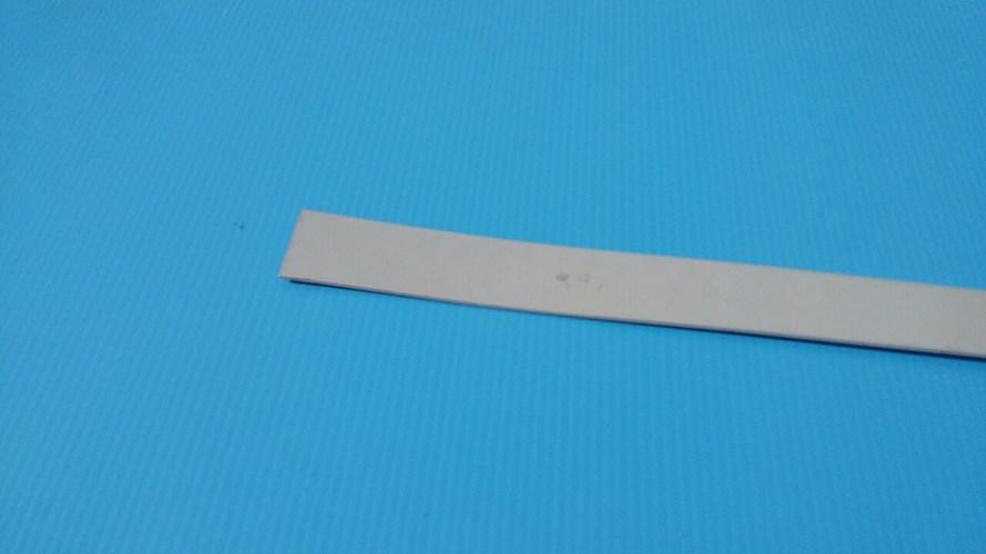 Смуга монтажна металева з ПВХ покриттям 3 см, 1м.п.