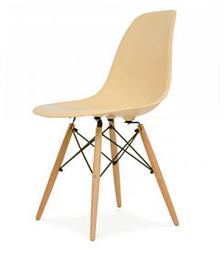 Стілець Eames DSW кремовий пластик, дизайн Charles & Ray Eames