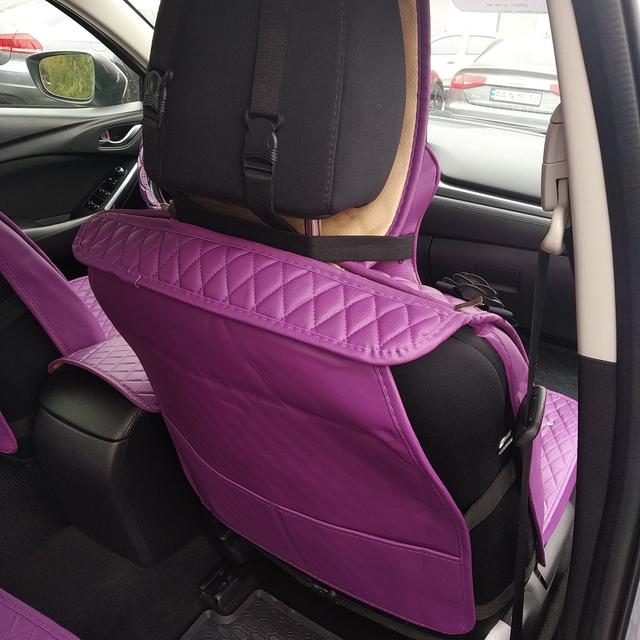 Чехлы на сидения из искусственной кожи, выстеганные ромбами