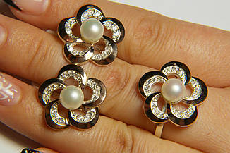 Срібні сережки з перлами у формі квітки, фото 3