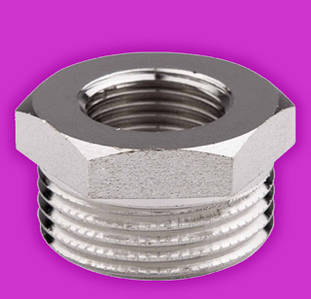 Латунна футорка