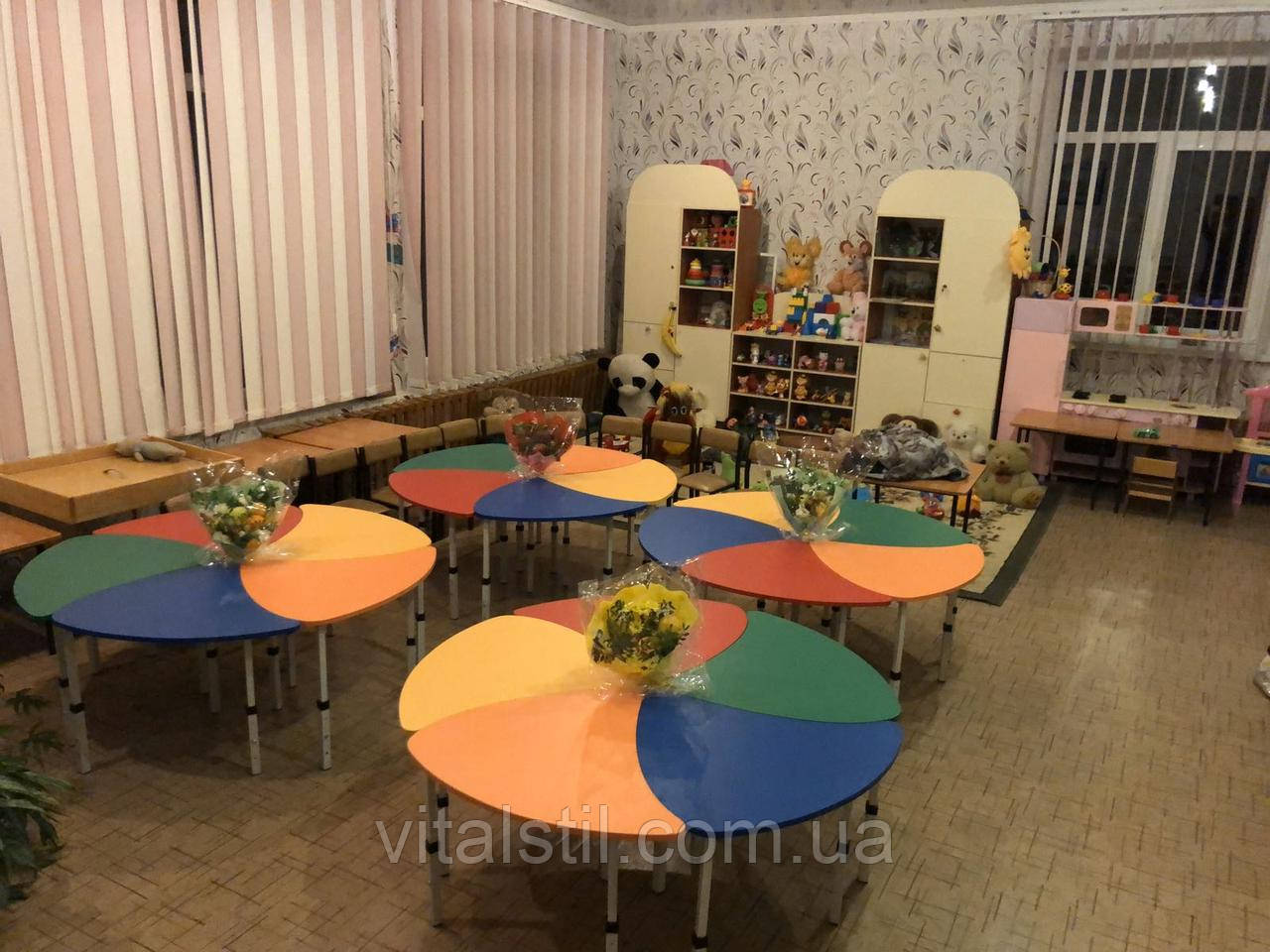 Стіл дитячий "Пелюстка" 2-4 р. гр. для початкової школи