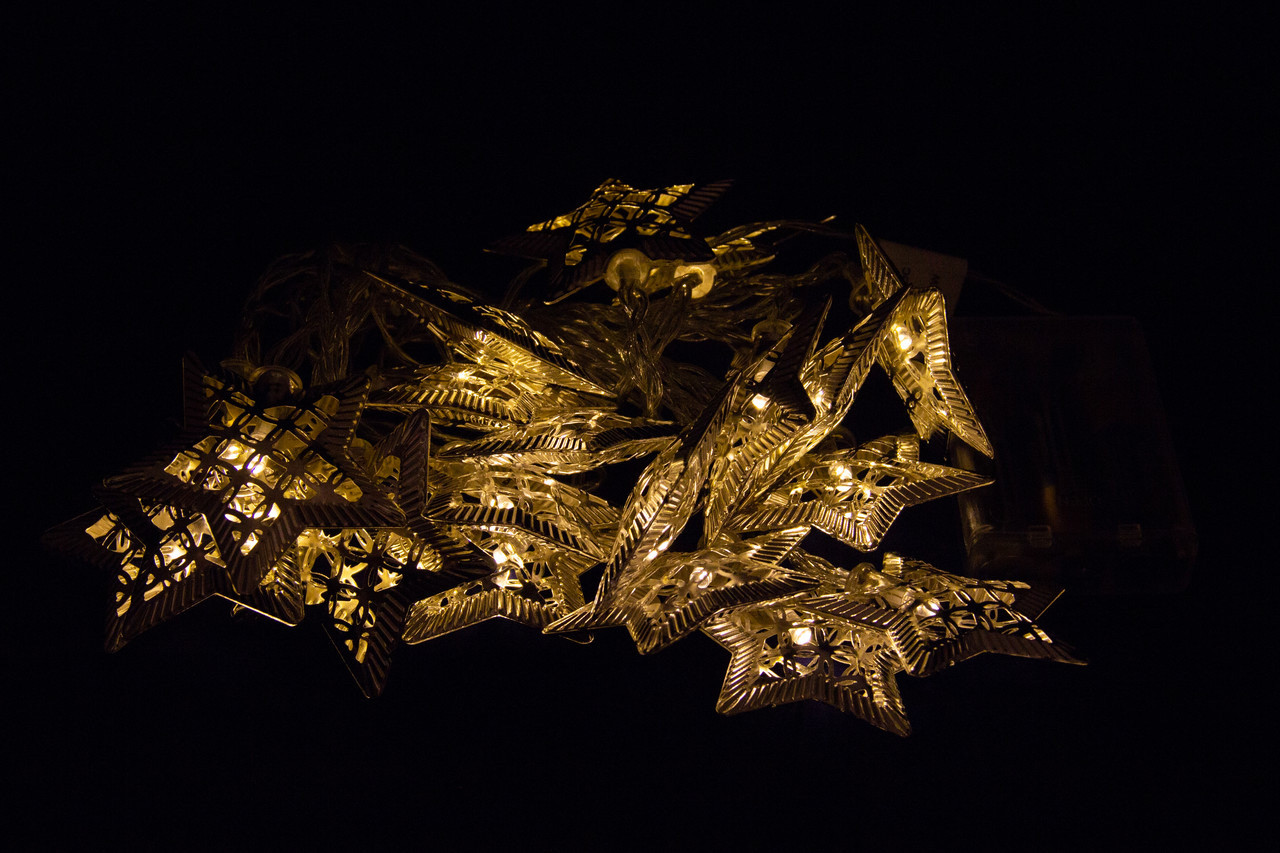 Світлодіодна гірлянда-нитка - зірки, 4 м, 20 л, 3AA батарейки, теплий білий, IP20 (652440), фото 1