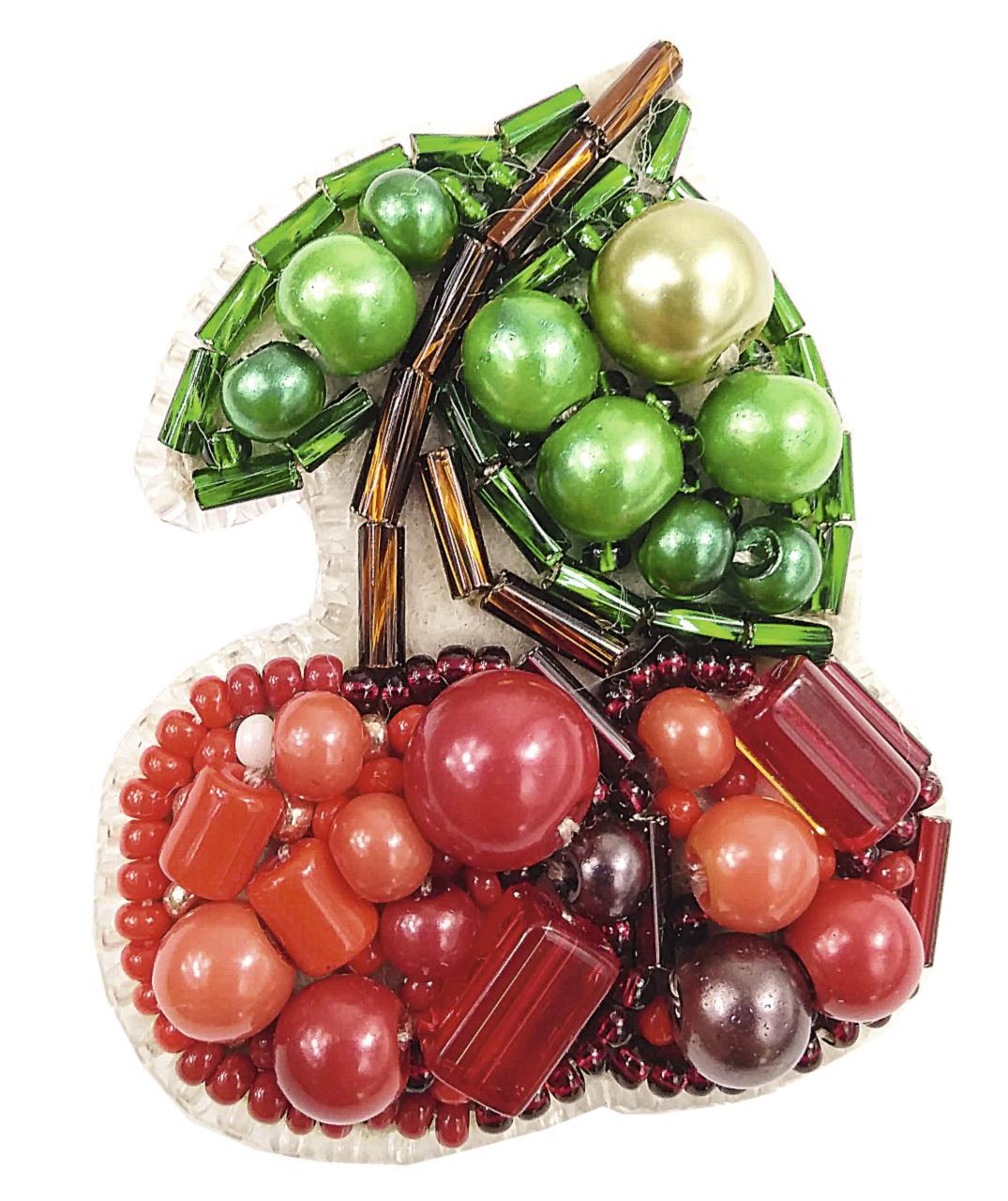 Брошка з бісеру Вишенька  БП-243