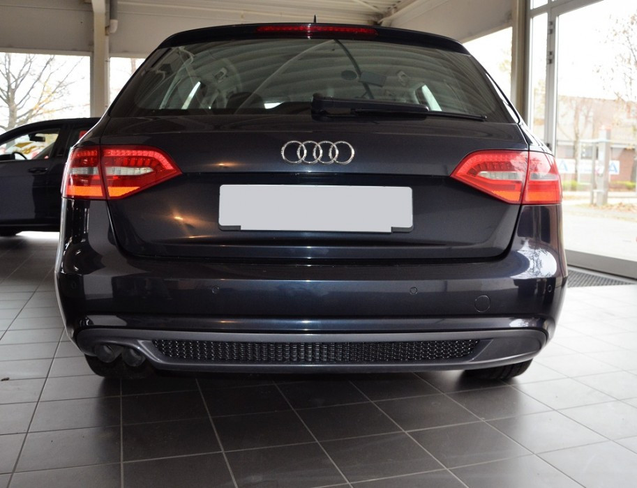 Дифузор спідниця накладка заднього бампера Audi A4 B8 (11-15) рестайл стиль S-line