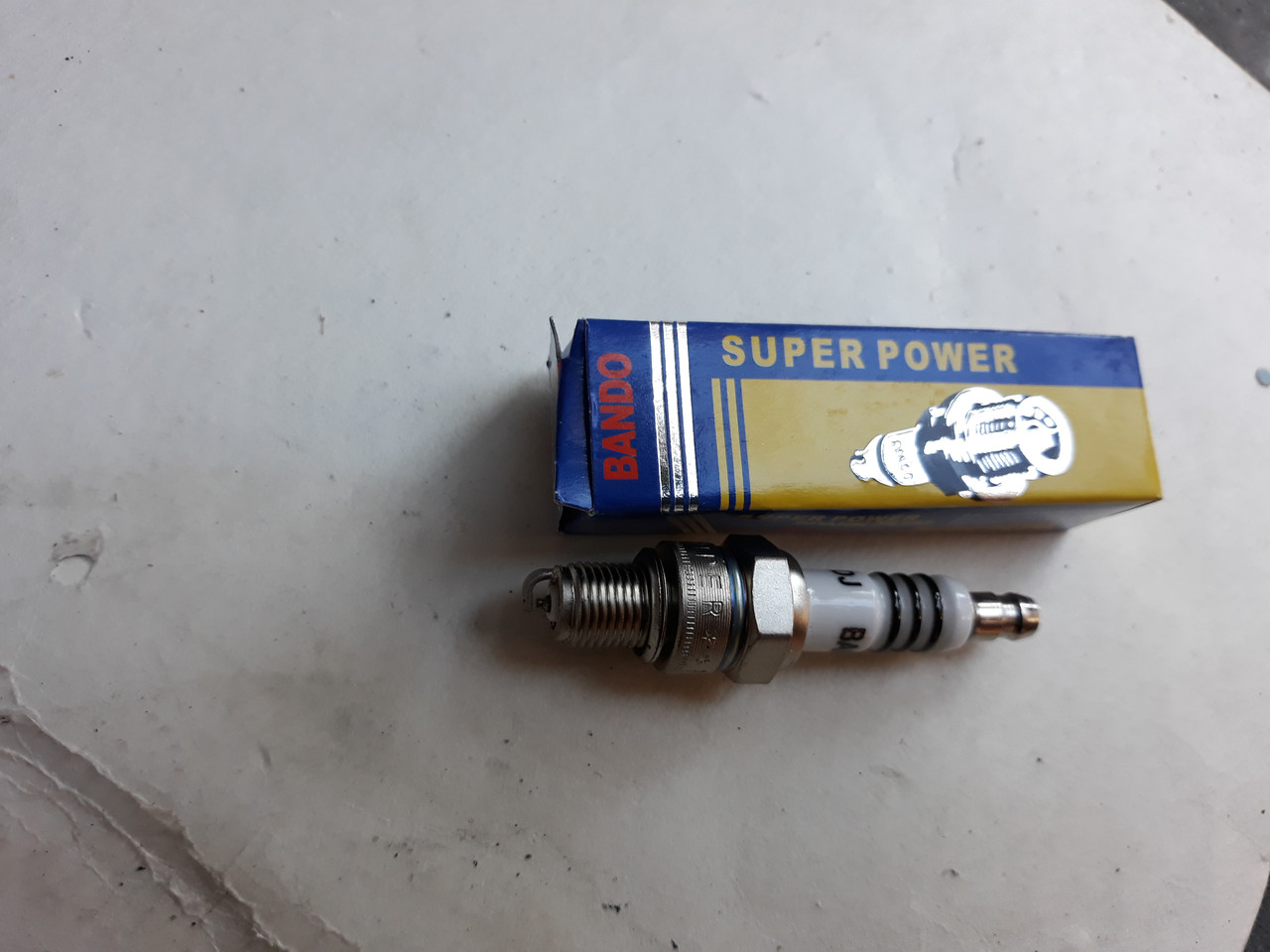 Свеча 4-х тактная Bando для Alpha Альфа Япония: продажа, цена в ...