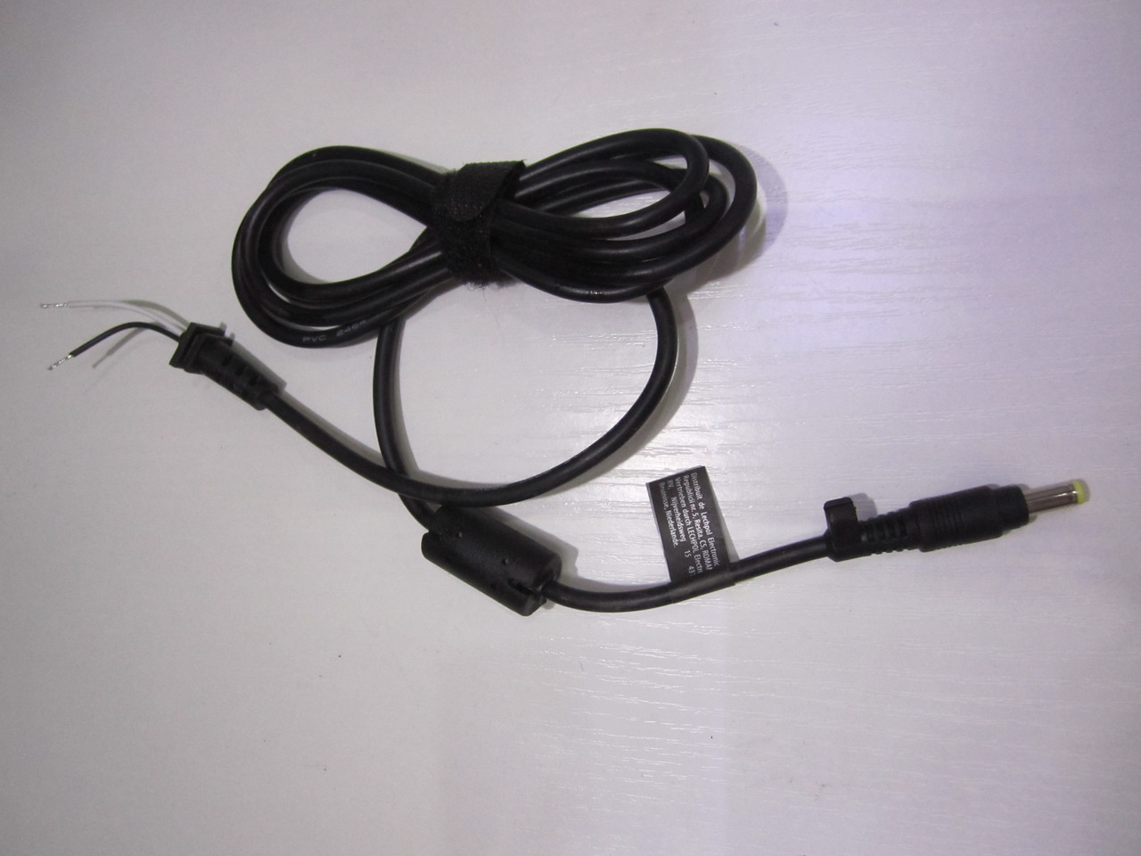 Штекер 4,8/1,7 (9.5V/2.5A) желтый сетевой с кабелем для монтажа Quer - фото 2 - id-p576996225