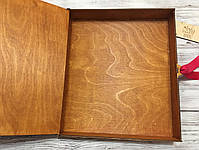 Деревянная коробка "10 років щастя з тобою" 35,8х31,4х5,5 см Ореховое дерево, фото 2