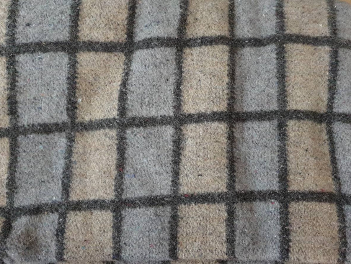 Ковдра картата 50% вовни 500 г/м2 Vladi