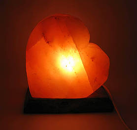 Соляна лампа "Серце" 3,1 кг. (18х18х10 см) (Гімалайська сіль)
