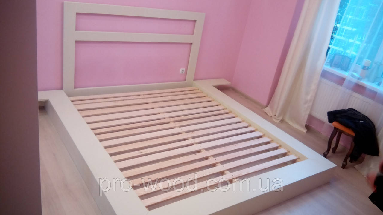 Двоспальне ліжко-подіум зі спинкою