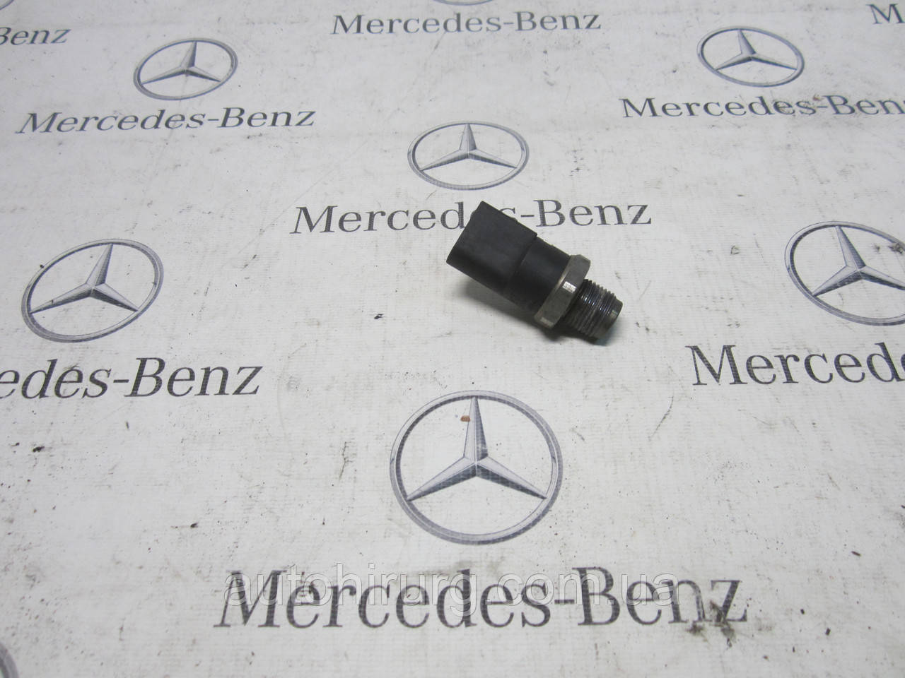 Датчик тиску палива MERCEDES-BENZ w211 e-class (A0041536728)