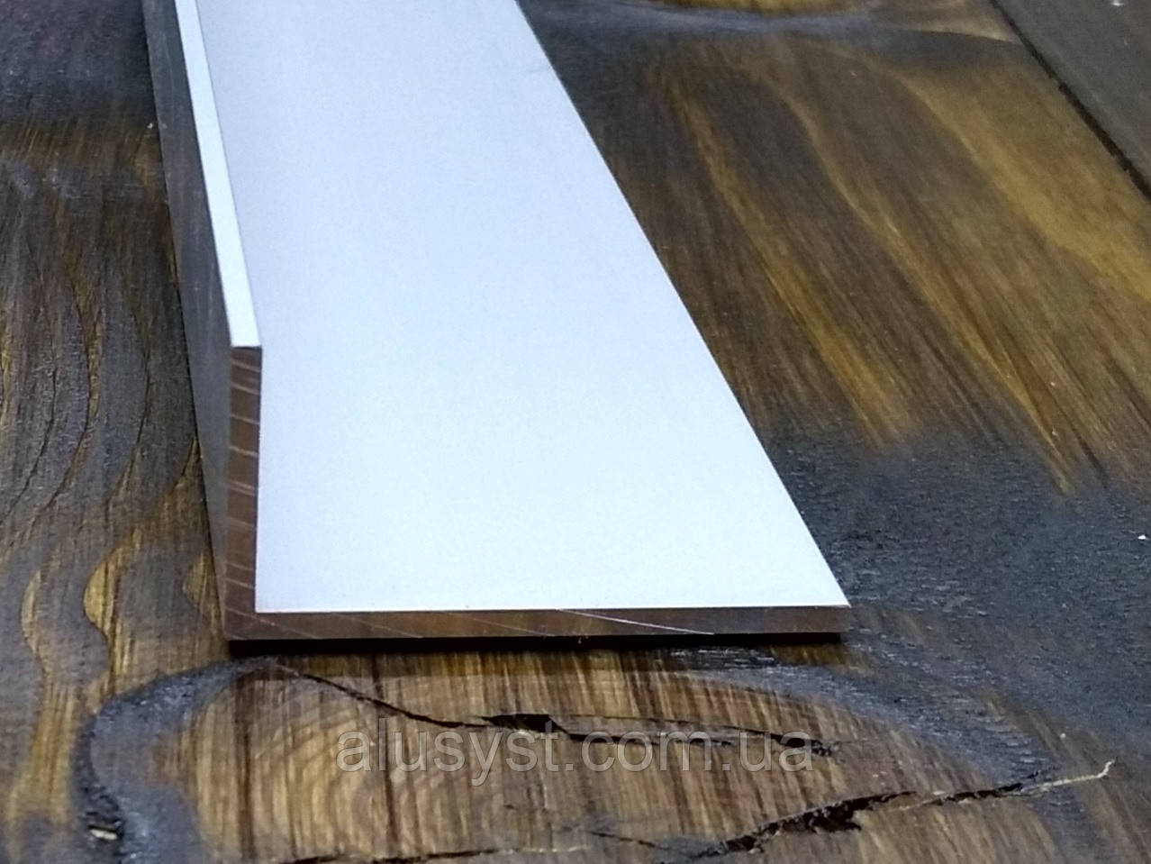 50х20х2 / 50 см / Кутник різнобічний / анодований