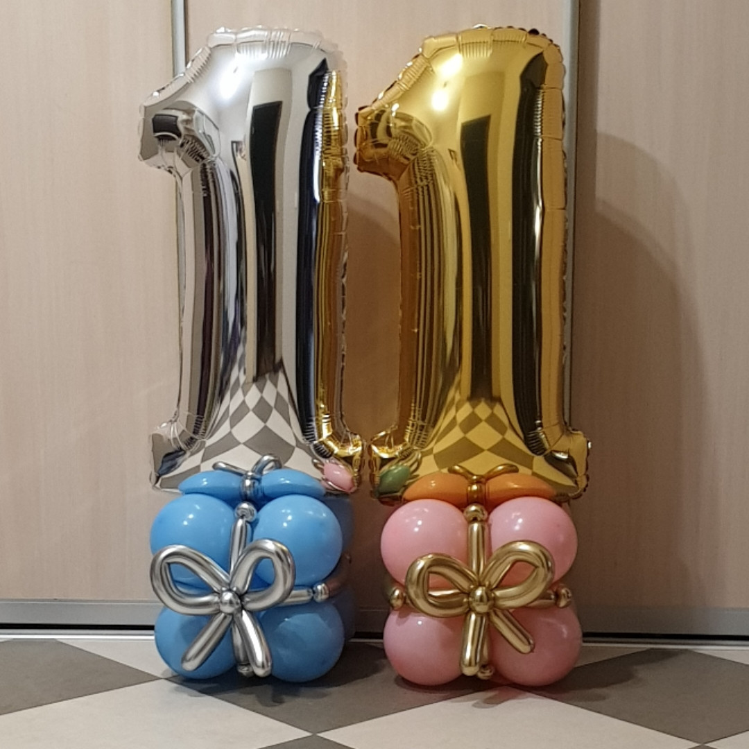 Повітряна  композиція з цифрою на  подарунку. Кольори обговорюються, фото 1