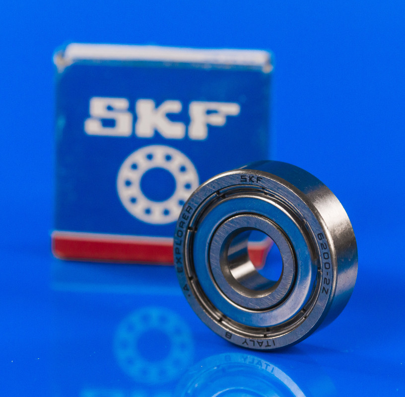 Підшипник у фірмовому пакованні SKF 200 zz