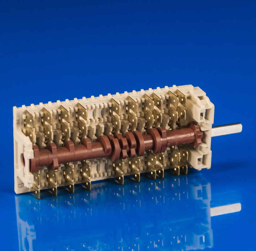 Перемикач режимів духовки Indesit C00278299