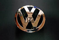 Эмблема VW Passat B5 рестайлинг перед на защелках (d-130 мм; h защелки - 15 мм) - Значок с логотипом Пассат Б5